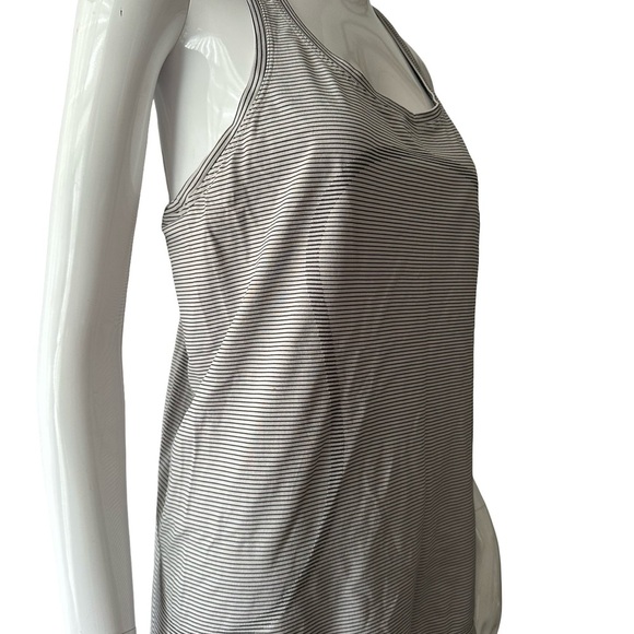 Lululemon Athletica Swiftly - Picture 3 of 6